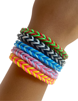 Two-color rubber band bracelet